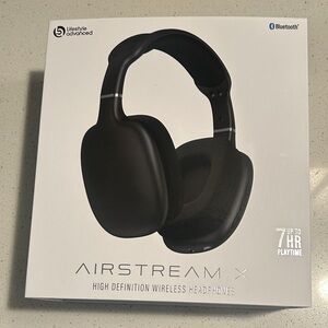 Airstream X Wireless Headphones in Black